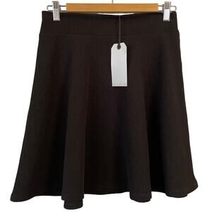 NWT, Potter's Pot (Sold @ Dry Goods) Sz. Medium, Black Textured Short Full Skirt